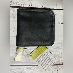 Sseko Black Leather Clutch
